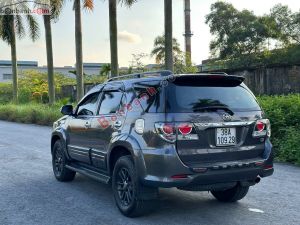 Xe Toyota Fortuner 2.7V 4x4 AT 2015