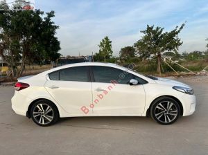 Xe Kia Cerato 1.6 AT 2018