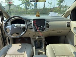 Xe Toyota Innova 2.0E 2016