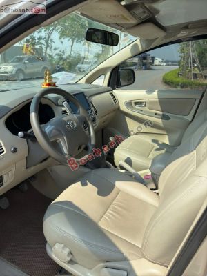 Xe Toyota Innova 2.0E 2016