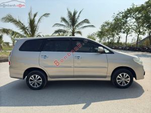 Xe Toyota Innova 2.0E 2016