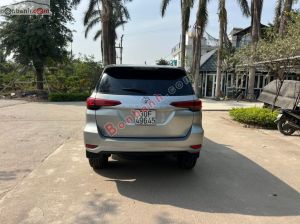 Xe Toyota Fortuner 2.4G 4x2 MT 2017