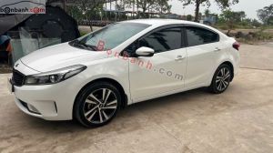 Xe Kia Cerato 1.6 MT 2017