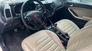 Xe Kia Cerato 1.6 MT 2017