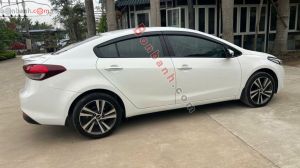 Xe Kia Cerato 1.6 MT 2017