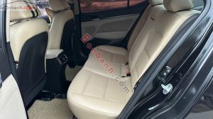 Xe Hyundai Elantra 1.6 MT 2019