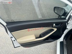Xe Kia Cerato 1.6 MT 2016