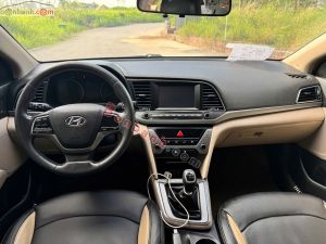 Xe Hyundai Elantra 1.6 MT 2019