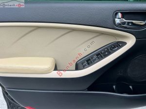 Xe Kia Cerato 1.6 MT 2017