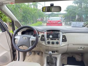 Xe Toyota Innova 2.0E 2014