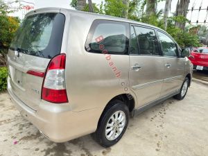 Xe Toyota Innova 2.0E 2014