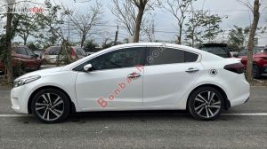 Xe Kia Cerato 1.6 AT 2017