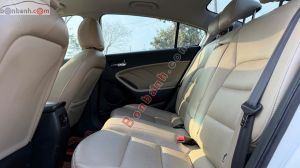Xe Kia Cerato 1.6 AT 2017