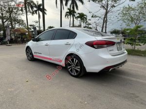 Xe Kia Cerato 1.6 MT 2018