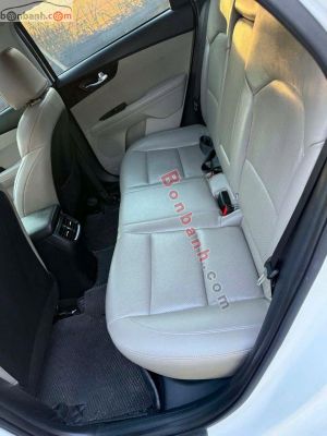 Xe Kia Cerato 1.6 AT Luxury 2020