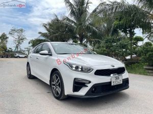 Xe Kia Cerato 1.6 MT 2020