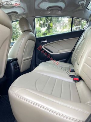 Xe Kia Cerato 1.6 MT 2018